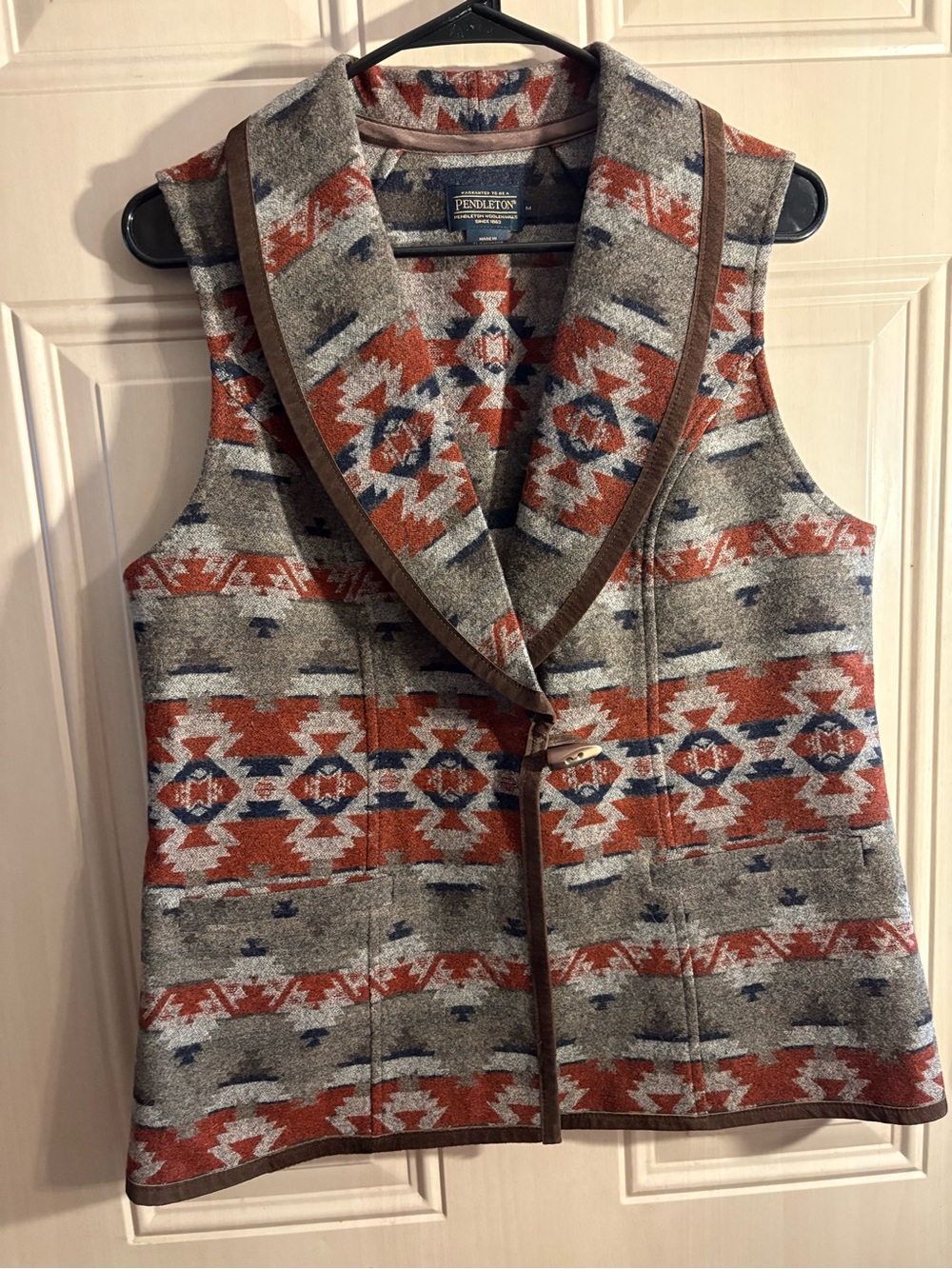 Pendleton Women’s M Wool Vest Southwestern Boho Cowgirl Luxury